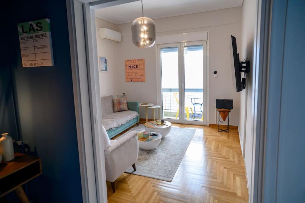 Bluexenia 1 Bedroom Retro Luxury Athens Exterior photo