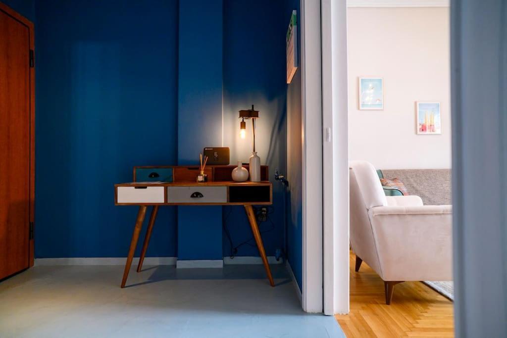 Bluexenia 1 Bedroom Retro Luxury Athens Exterior photo